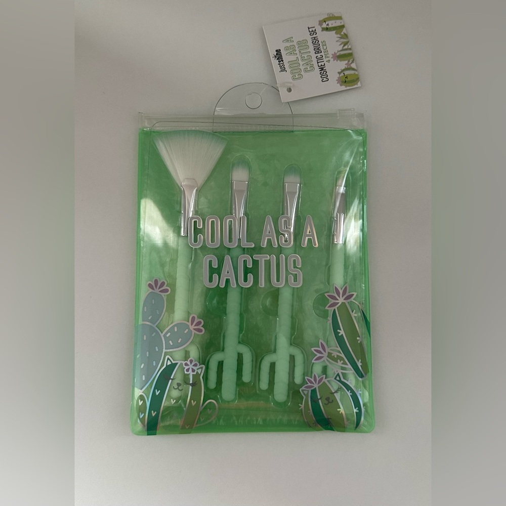 Girls Justice Cool As A Cactus Makeup Brush Set